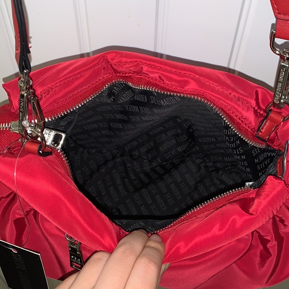 Steve Madden Puffy Dumpling Clutch Red Crossbody - Picture 15 of 16